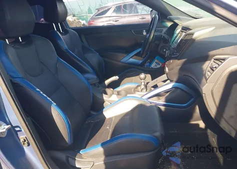 2016 Hyundai Veloster Turbo Rally Edition z USA, uszkodzony, nr VIN KMHTC6AE5GU253024